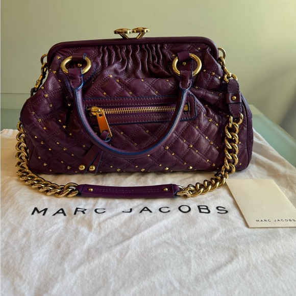 Marc Jacob Cecilia Studded
Leather Stam Bag Mint Condition - Picture 1 of 5